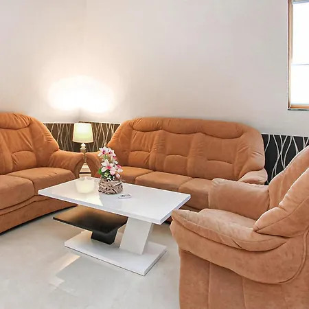 דירה Ferienwohnung Dabel *